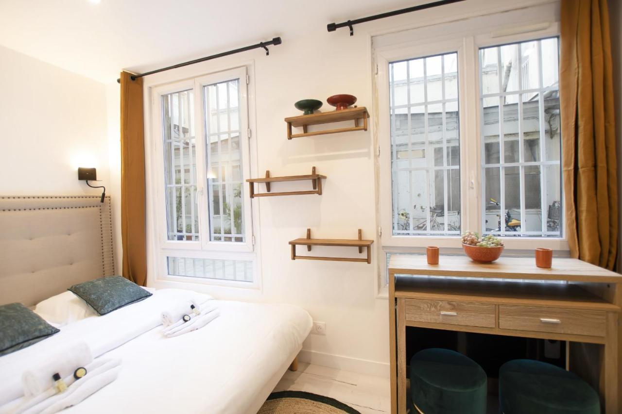 Guestready - Studio With Jacuzzi In The 10 Th Apartment Paris Ngoại thất bức ảnh