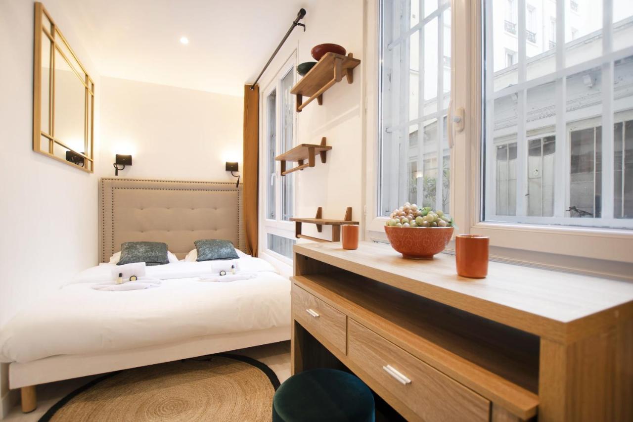 Guestready - Studio With Jacuzzi In The 10 Th Apartment Paris Ngoại thất bức ảnh